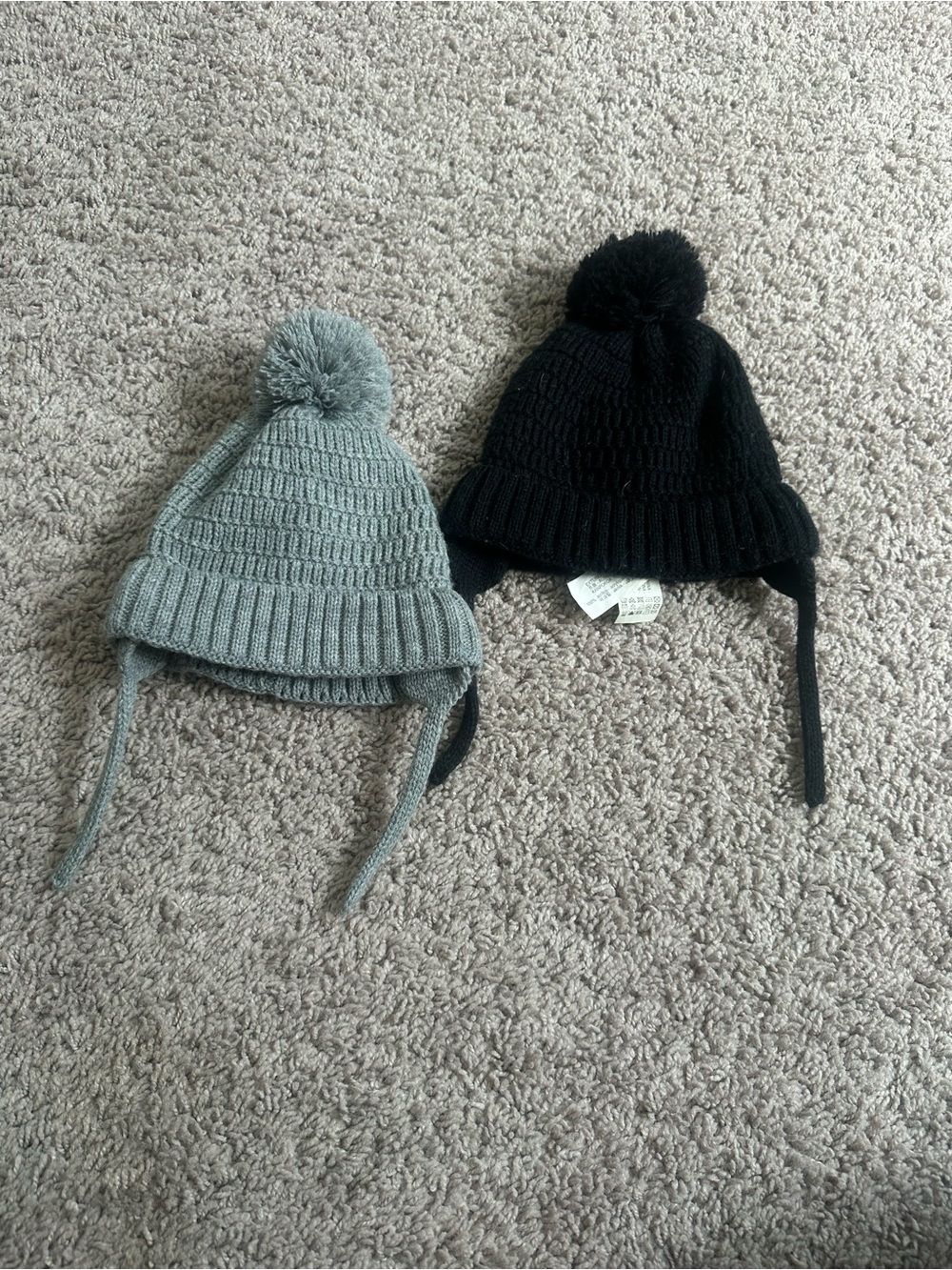 Zara Kids Pom-Pom Beanies - Gray & Black